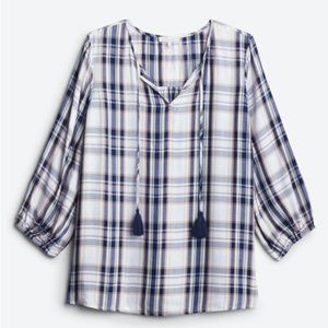 Stitchfix Tassel detail split neck top